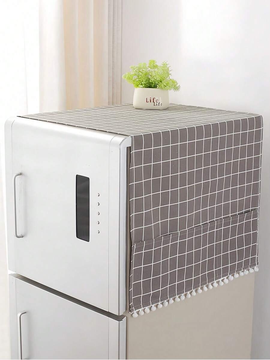 SHEIN 1 Stück 55cm*130cm karierter Kühlschrankstaubschutz, Haushaltsgerätestaubschutz, geeignet für Schule, Büro, Zuhause, Reisen, Haushaltsgegenstände