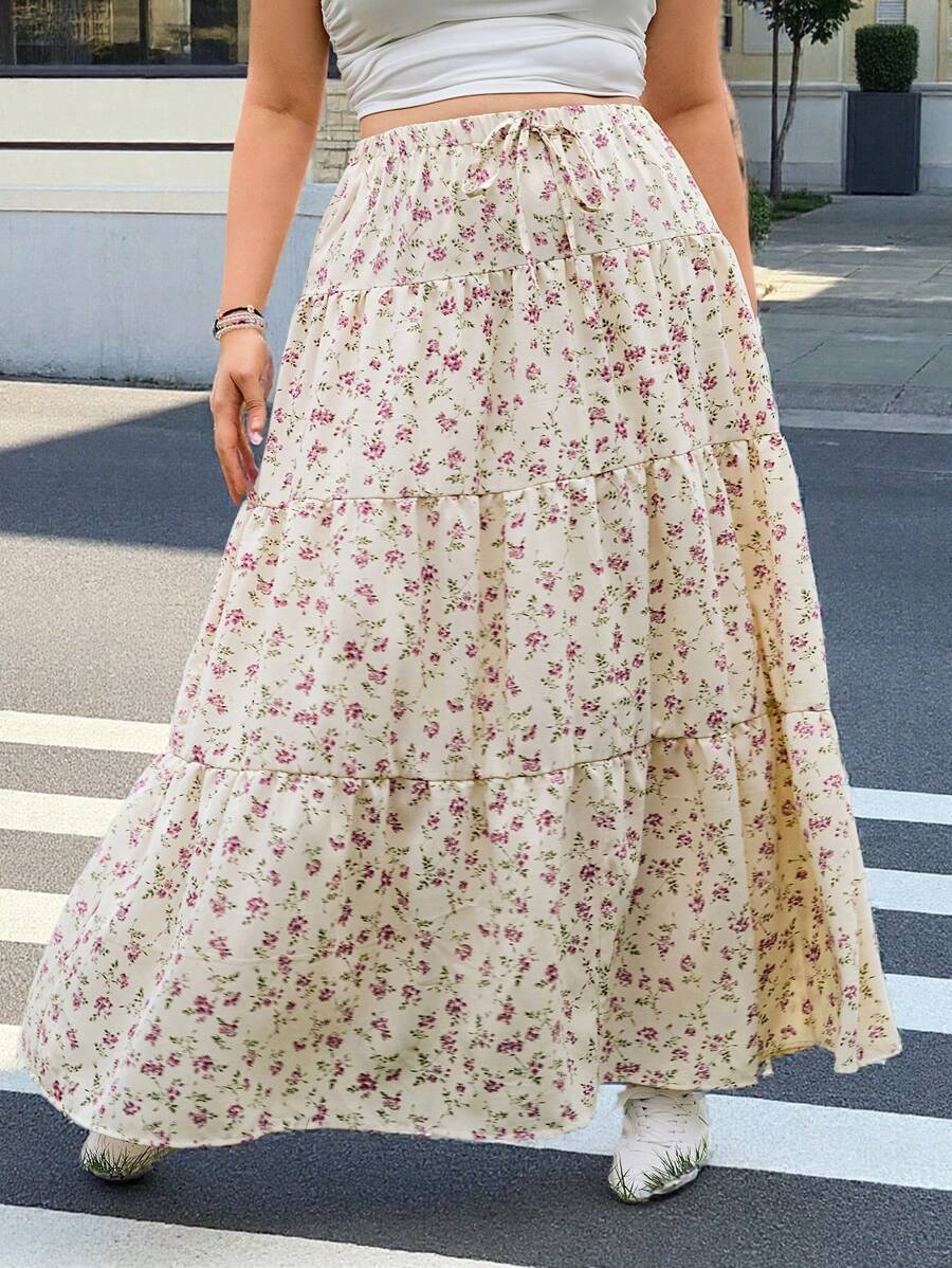 SHEIN EZwear Plus Size Ditsy Floral Long Flared Skirt, Suitable For Spring And Summer Holiday