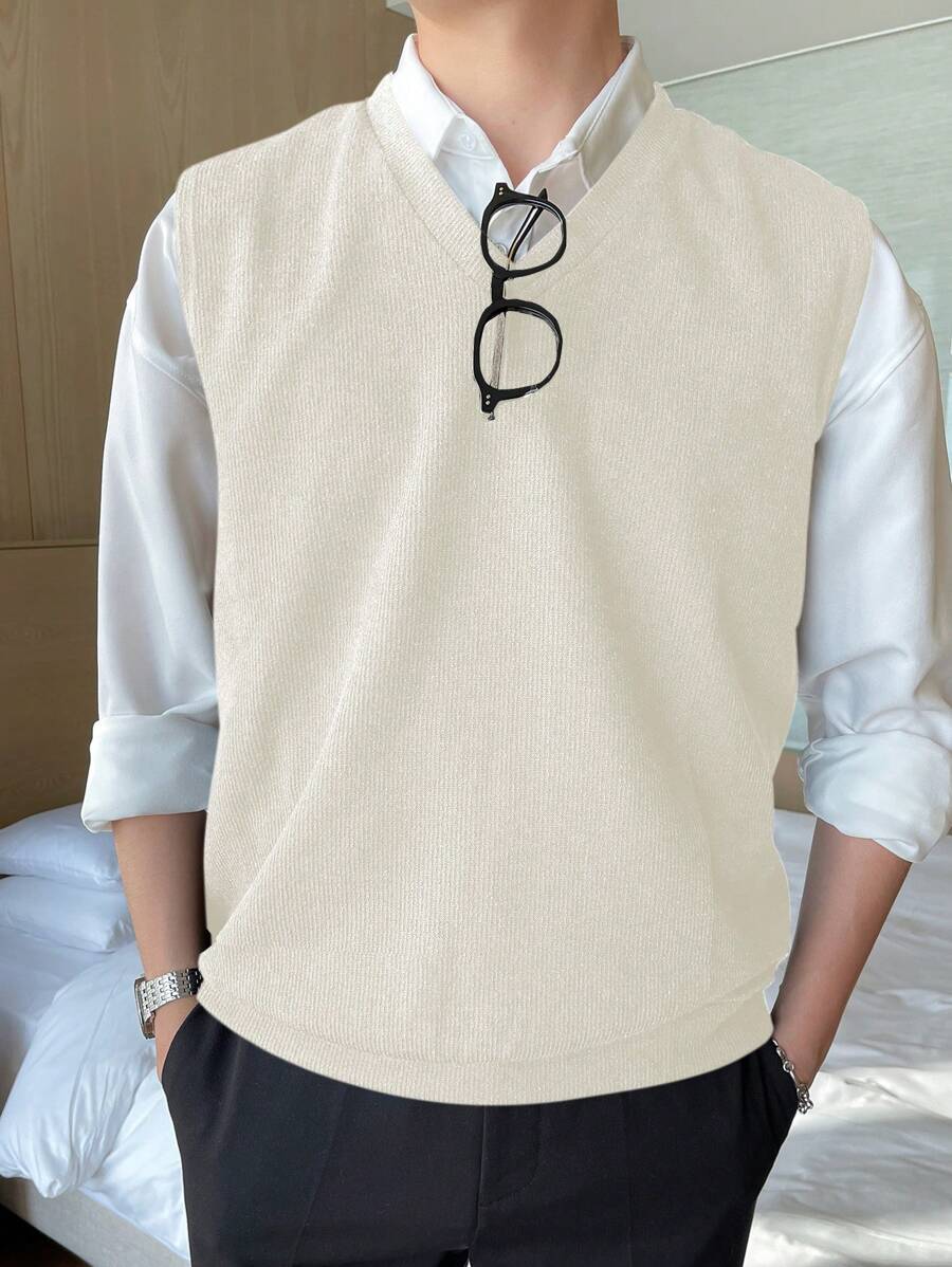 DAZY Summer Solid Color V-Neck Knit Sweater For Men