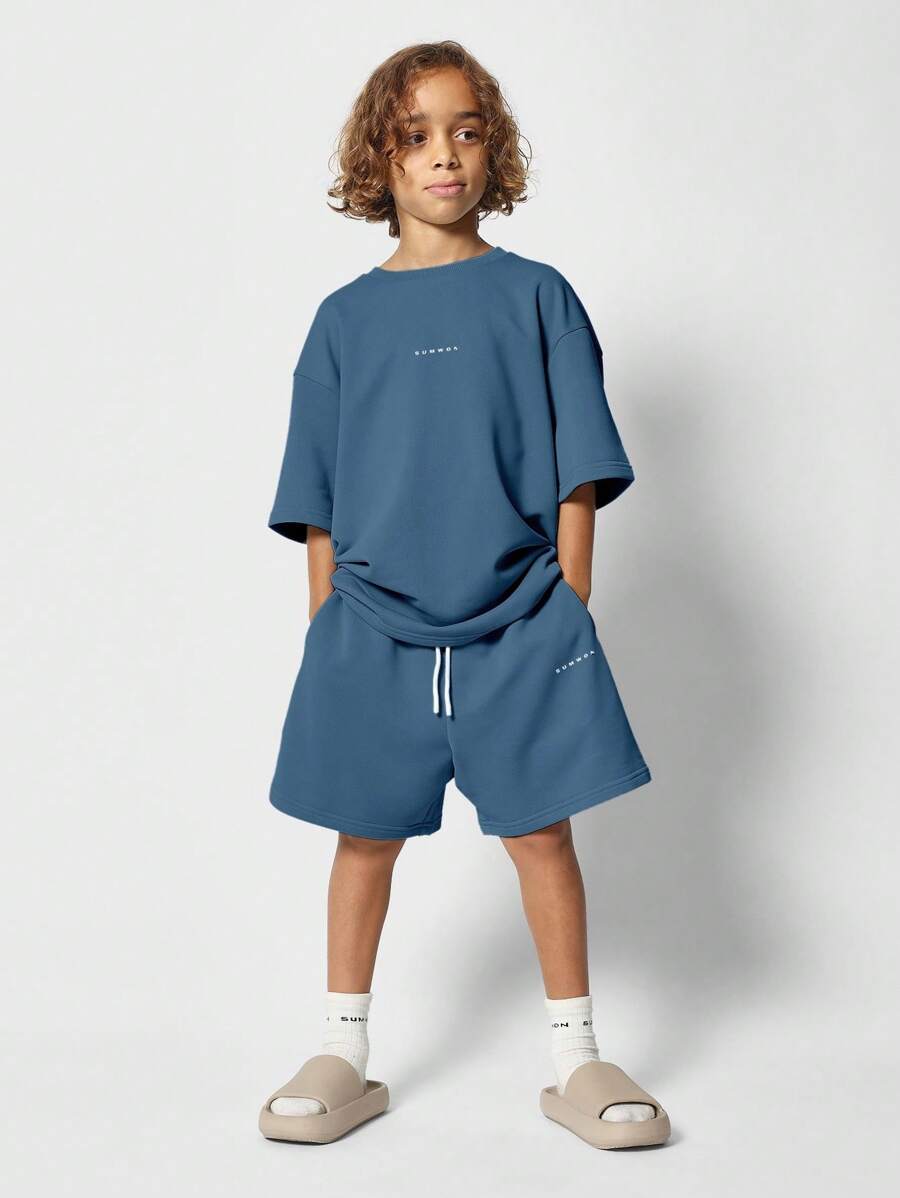 SUMWON Luxury Summer Kids Two-Piece Athletic Set Oversized Casual Short Sleeve T-Shirt And Matching Shorts Comfortable Loungewear Streetwear Sport Outfit