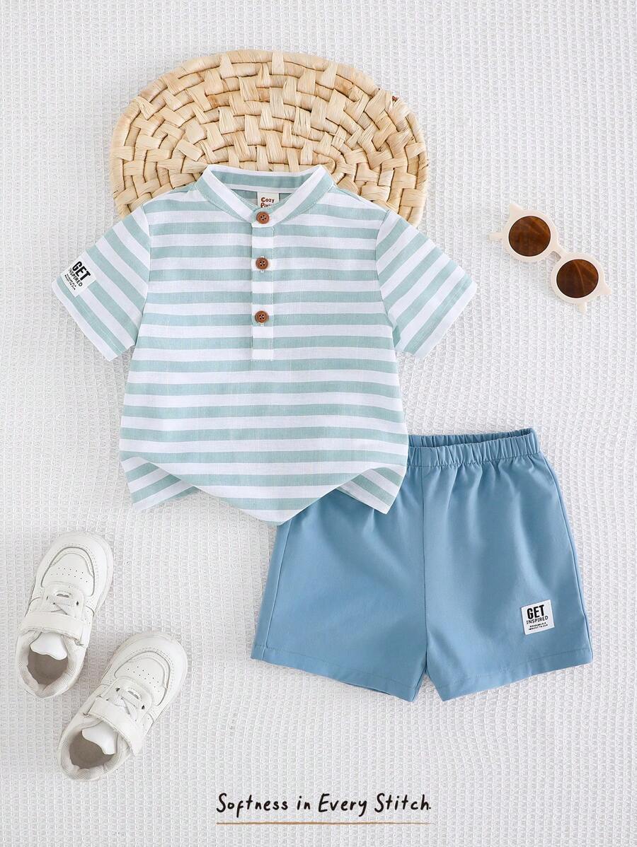 Cozy Pixies Set de 2 piezas para bebé niño con Top tipo jersey de manga corta con cuello decorativo de punto a rayas de colores y pantalón corto de cintura elástica de unicolor