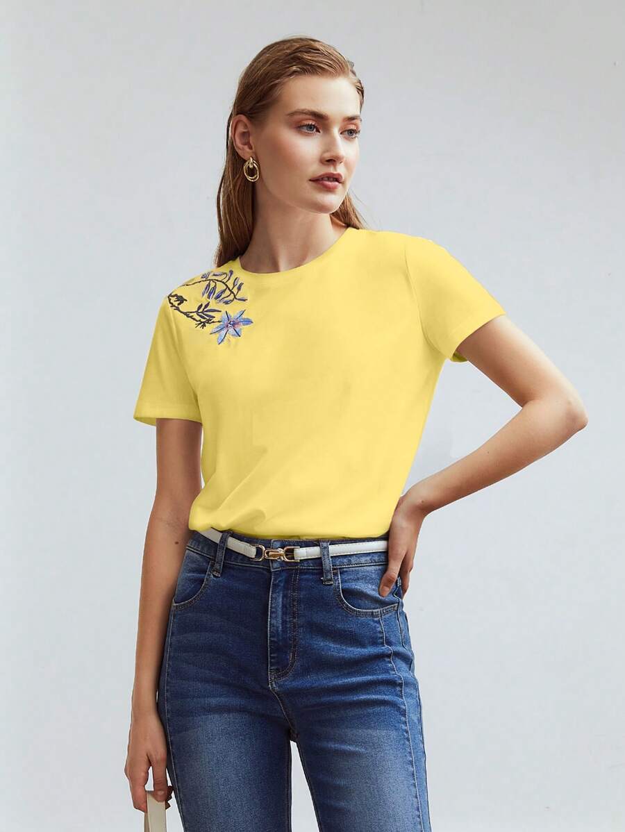 MOTF PREMIUM FLOWER EMBROIDERY SHORT SLEEVE T-SHIRT