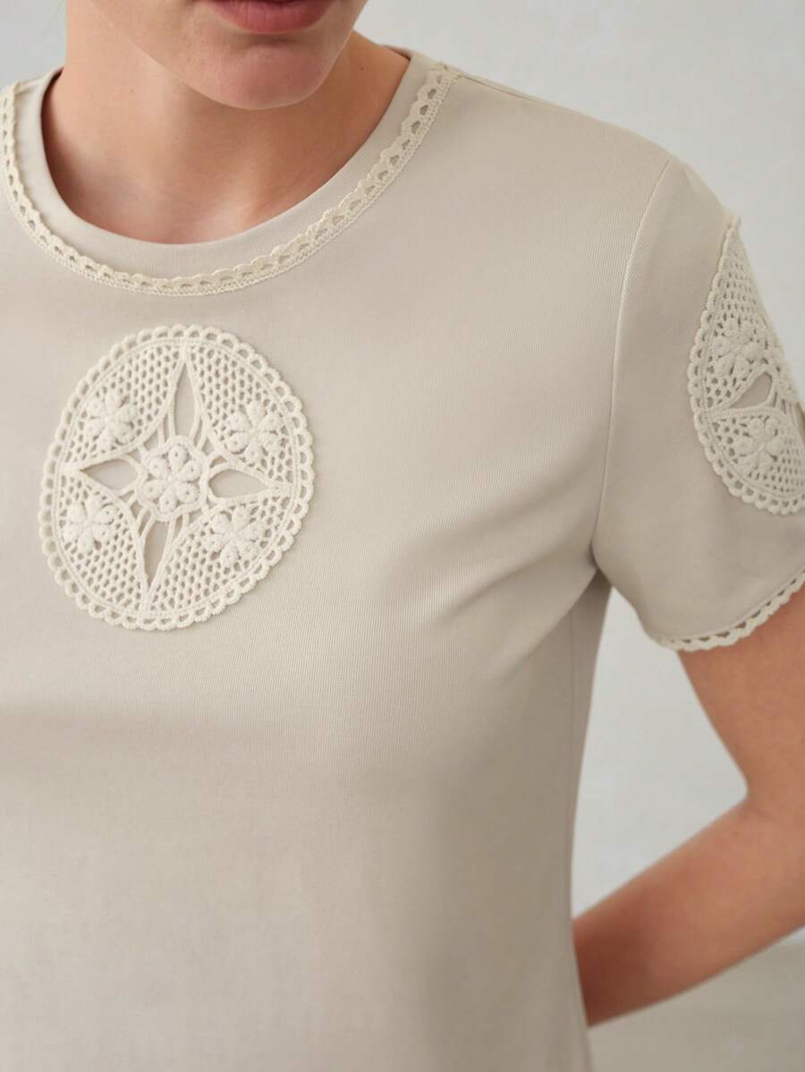 MOTF PREMIUM APPLIQUES SHORT SLEEVE T-SHIRT