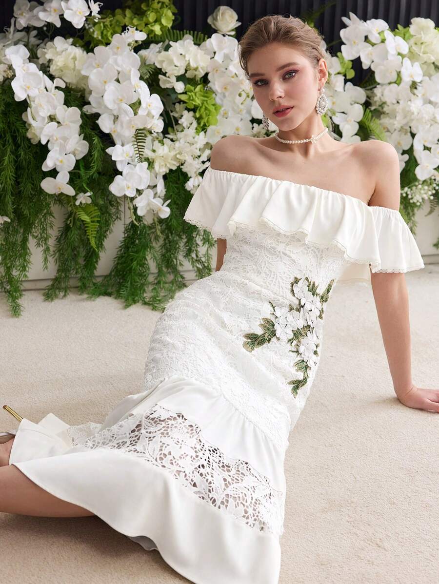 MOTF Soiréza FLORAL EMBROIDERY MERMAID HEM DRESS