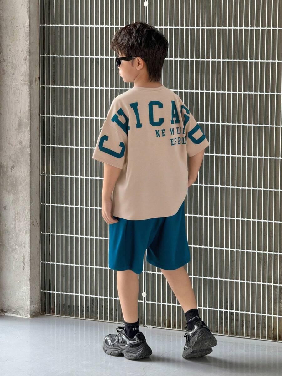 SHEIN 2pcs/Set Tween Boys Casual Korean Street Style Big Letter Graphic Round Neck Knit T-Shirt And Shorts Set, Suitable For Commute, School, Daily Leisure, Sports, Spring/Summer