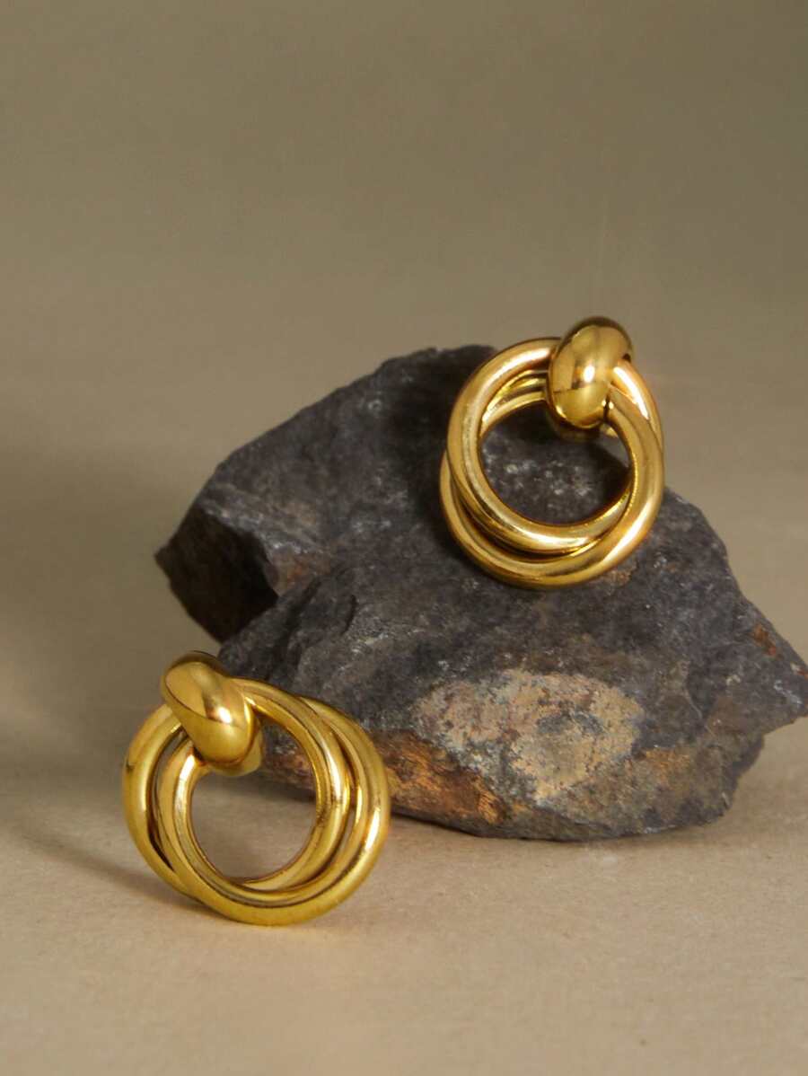 1 paire de boucles d'oreilles à anneaux torsadés en acier inoxydable avec placage or 18K, boucles d'oreilles unisexes en titane pour cadeau à la femme/copine
