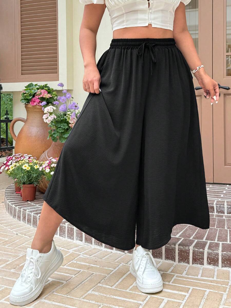 SHEIN EZwear Plus Size Capris For Women,Work,Solid Color Wide Leg Pants,Skorts For Women,Loose Business Casual Woman Straight Leg Trousers,Spring Summer Clothes