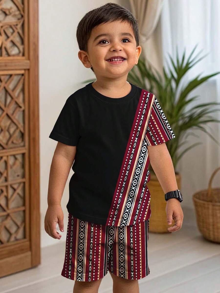 SHEIN Set de 2 piezas de camiseta de manga corta y pantalón corto con diseño retro clásico minimalista a cuadros y bloques de color para bebé niño, para el verano