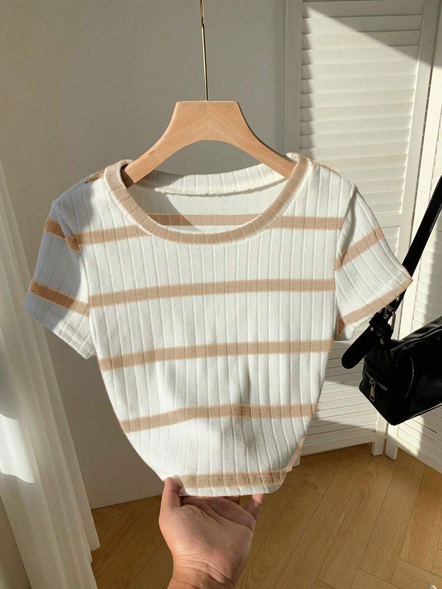Comfortcana Women Ribbed Ribbed T-Shirt, Minimalist Fashion, Suitable For Summer
