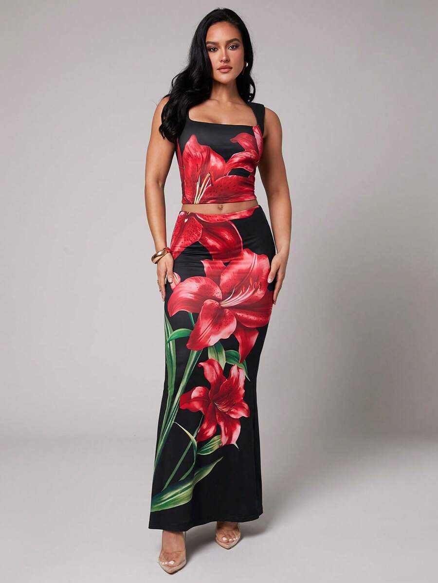 Silquee Ensemble camisole col V + jupe crayon taille basse moulante pour femmes, imprimé floral, ensemble ajusté et extensible, convient pour les vacances de printemps/été, la plage, les couvre-maillots de bain, les sorties du soir, les réunions entre amies, les fêtes de plage, les fêtes de piscine, les tenues de vacances, les fêtes dans la nature, les retraites en cabane, la Saint-Valentin romantique et les sorties en amoureux, deux-pièces, encolure asymétrique