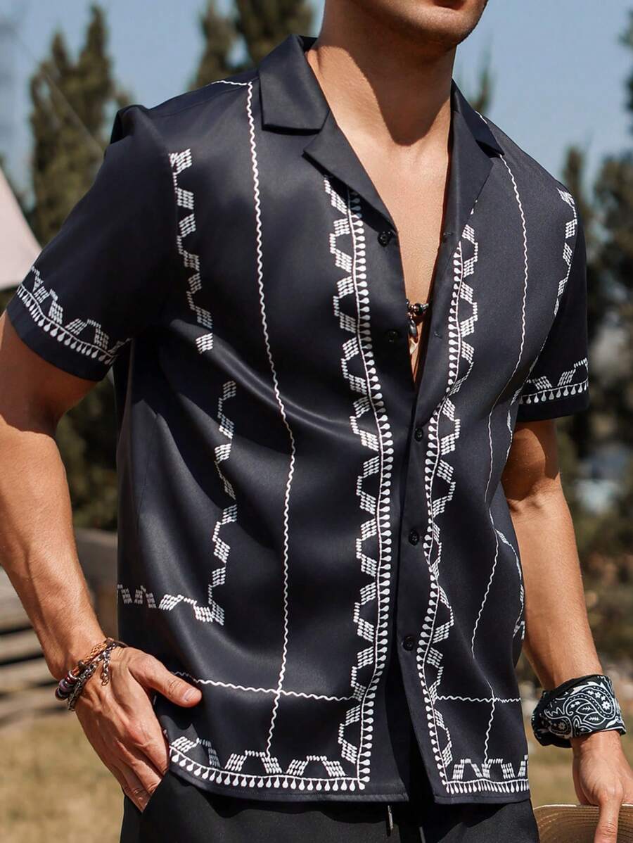 Manfinity Nomadique Men's Vacation Casual Geometric Print Short Sleeve Shirt
