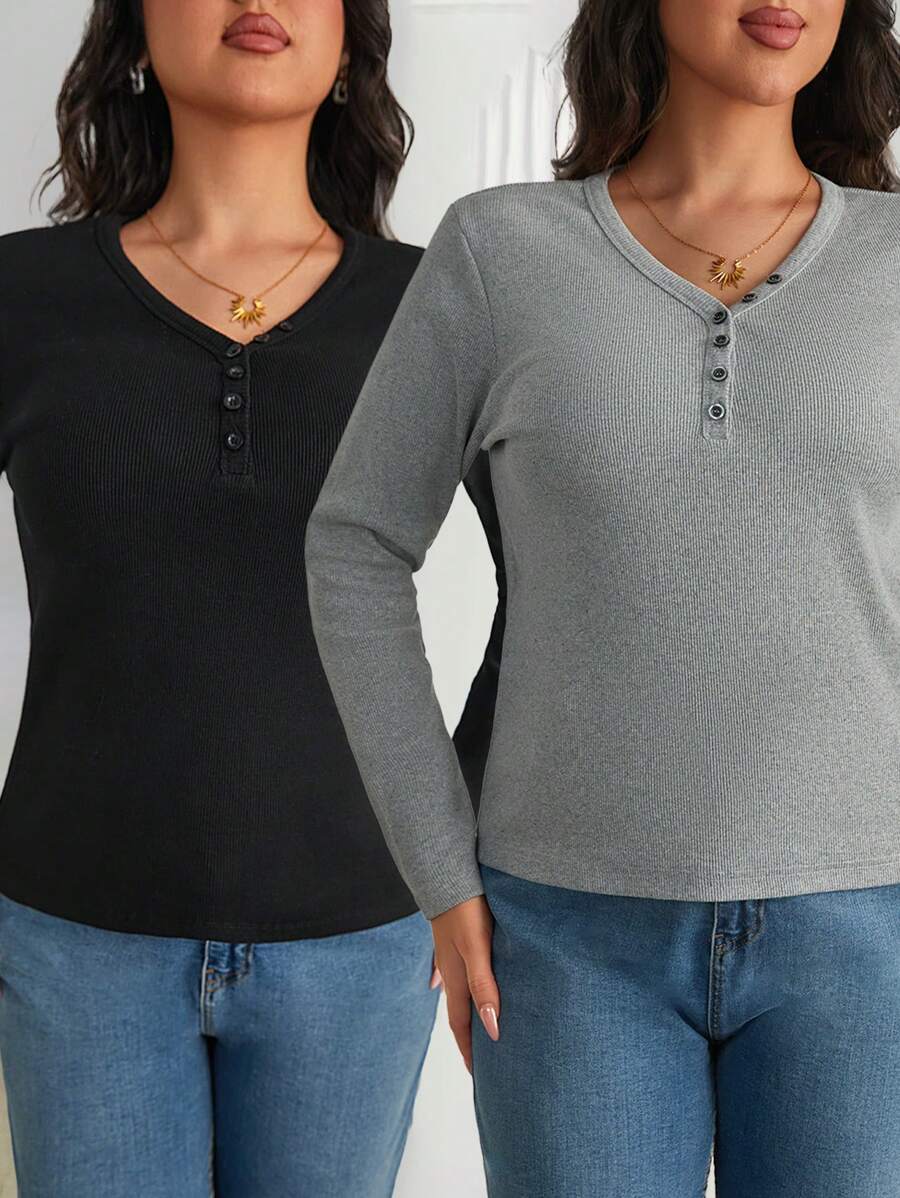 RueChic Maglietta casual a costine con bottoni a mezza plachette, per taglie comode donne