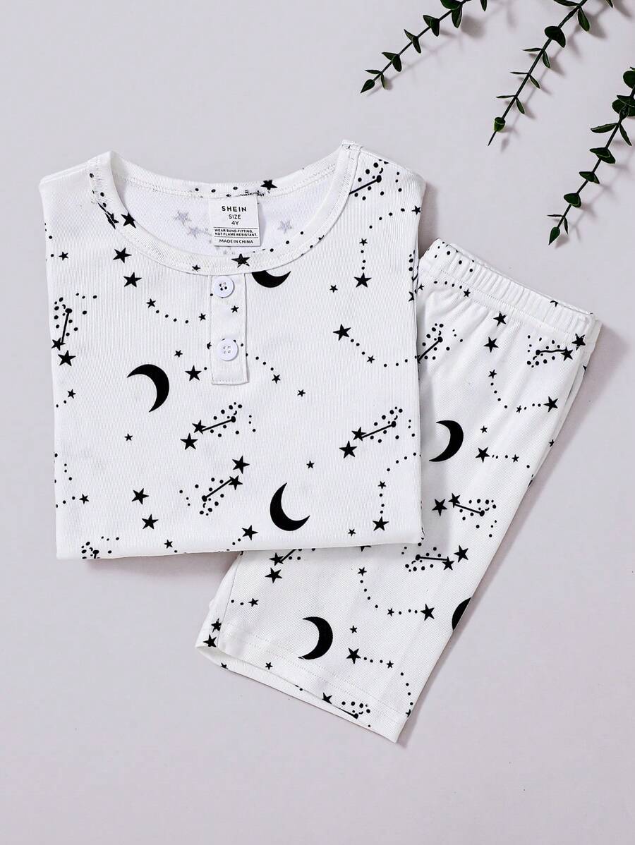 2pcs/Set Toddler Boys Casual Star & Moon Print Short Sleeve T-Shirt And Shorts Snug Fit Pajama Set Tight Fit Pajama","Tight Fit" Pj Sets For Kids Young Boys Tops