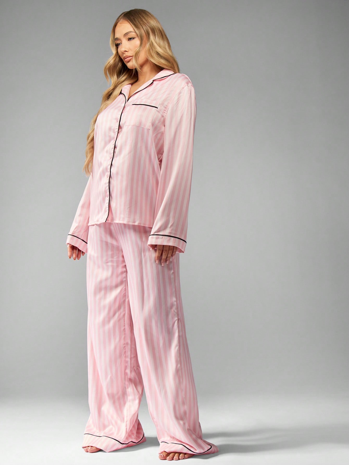 COEL ピンク ストライプ サテン パジャマ セット COEL ピンク ストライプ サテン パジャマ セット ピンク