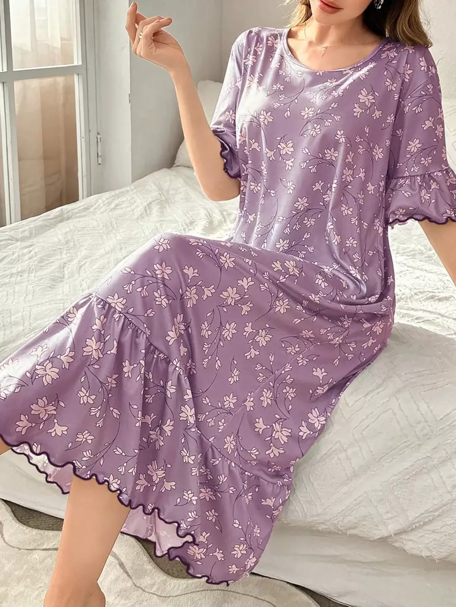 Camisón de muñeca con dobladillo de volantes y manga corta con estampado floral pequeño, perfecto para el verano y las vacaciones