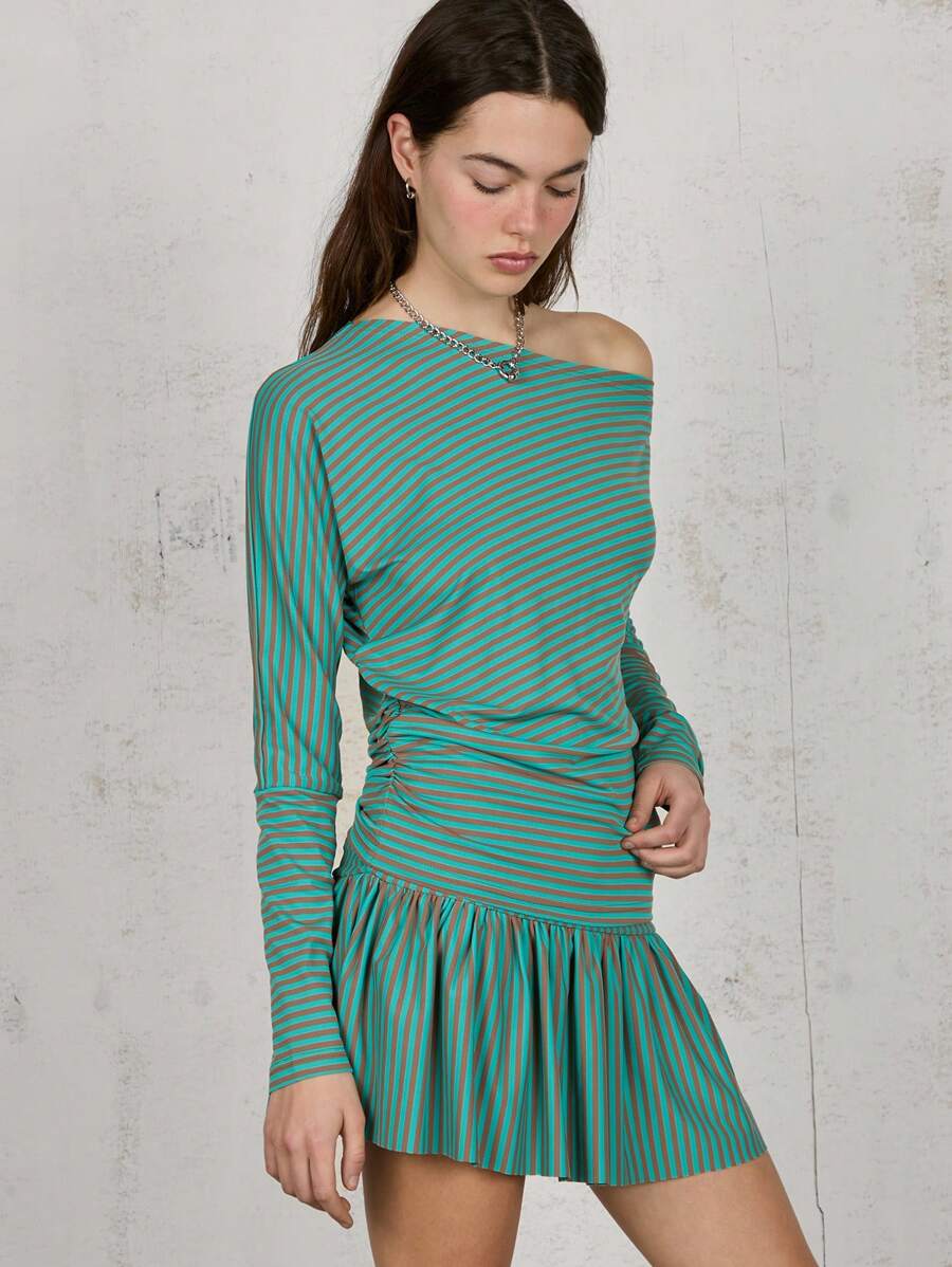 COUREZ Off Shoulder Boat Neck Stripe Long Sleeve Top Spring Summer Tops Going Out Outfits Y2K Vintage