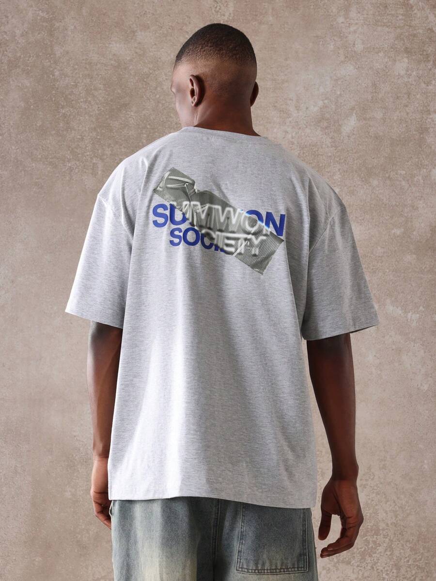 SUMWON Camiseta de estilo urbano de moda gráfica con logo en la espalda, de corte holgado, de la colección casual de verano y primavera, de ajuste relajado, de la marca Sumwon Society
