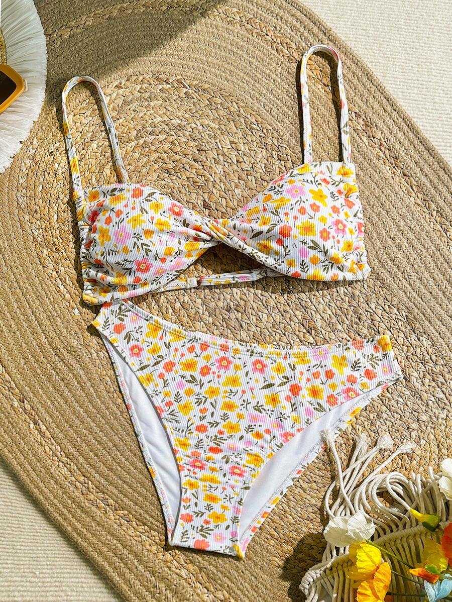 SHEIN Teen Girls Floral Swimwear Set - Cute, Beach, Seaside / Back-To-School Outfit, Cute Holiday Family Outdoor Spring Picnic Everyday Wear, Suitable For Various Occasions