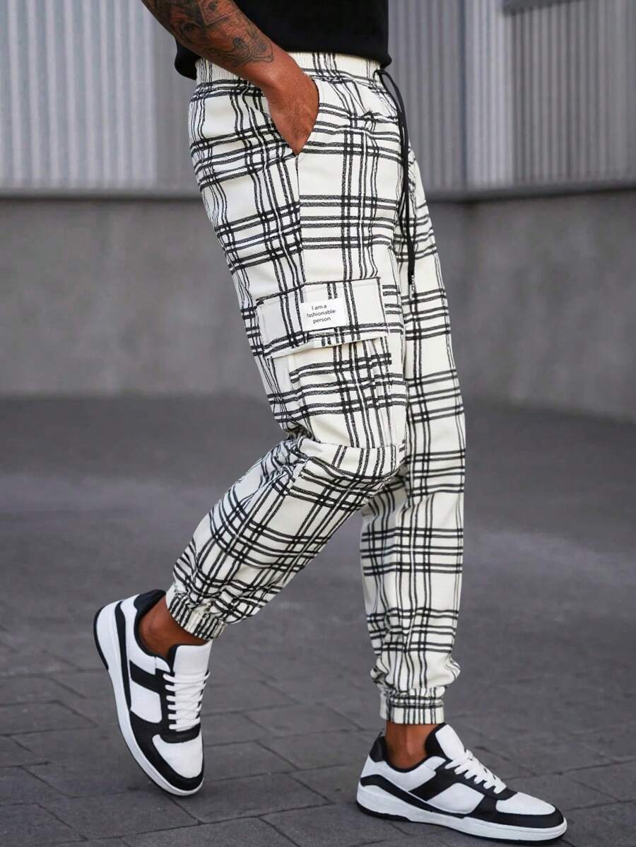Manfinity LEGND Men's Letter & Graphic Patch Pockets Casual Patch Jogger Pants Men 2 Pieces Outfit Men 2 Pieces Outfits