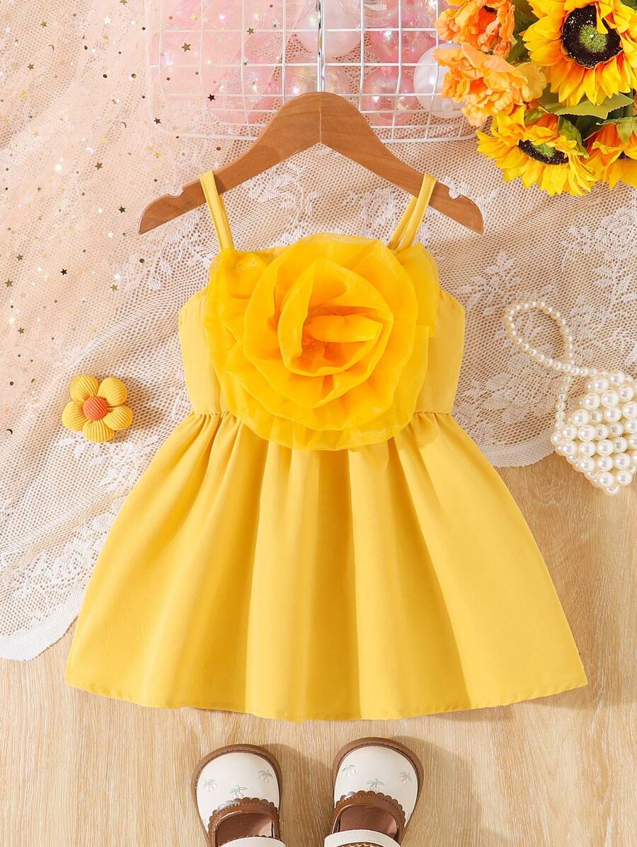 SHEIN Glamorique Kids Babygirl Spring Elegant Lightweight Chiffon Floral Decor Spaghetti Strap Flared Dress, Drawstring Waistline, Suitable For Party & Outings