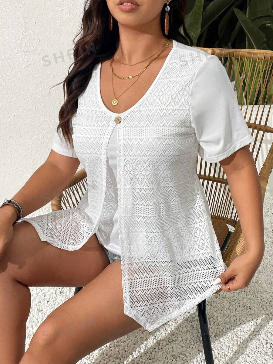 SHEIN Frenchy Camiseta casual de talla grande para mujer con diseño de botones y manga corta con abertura