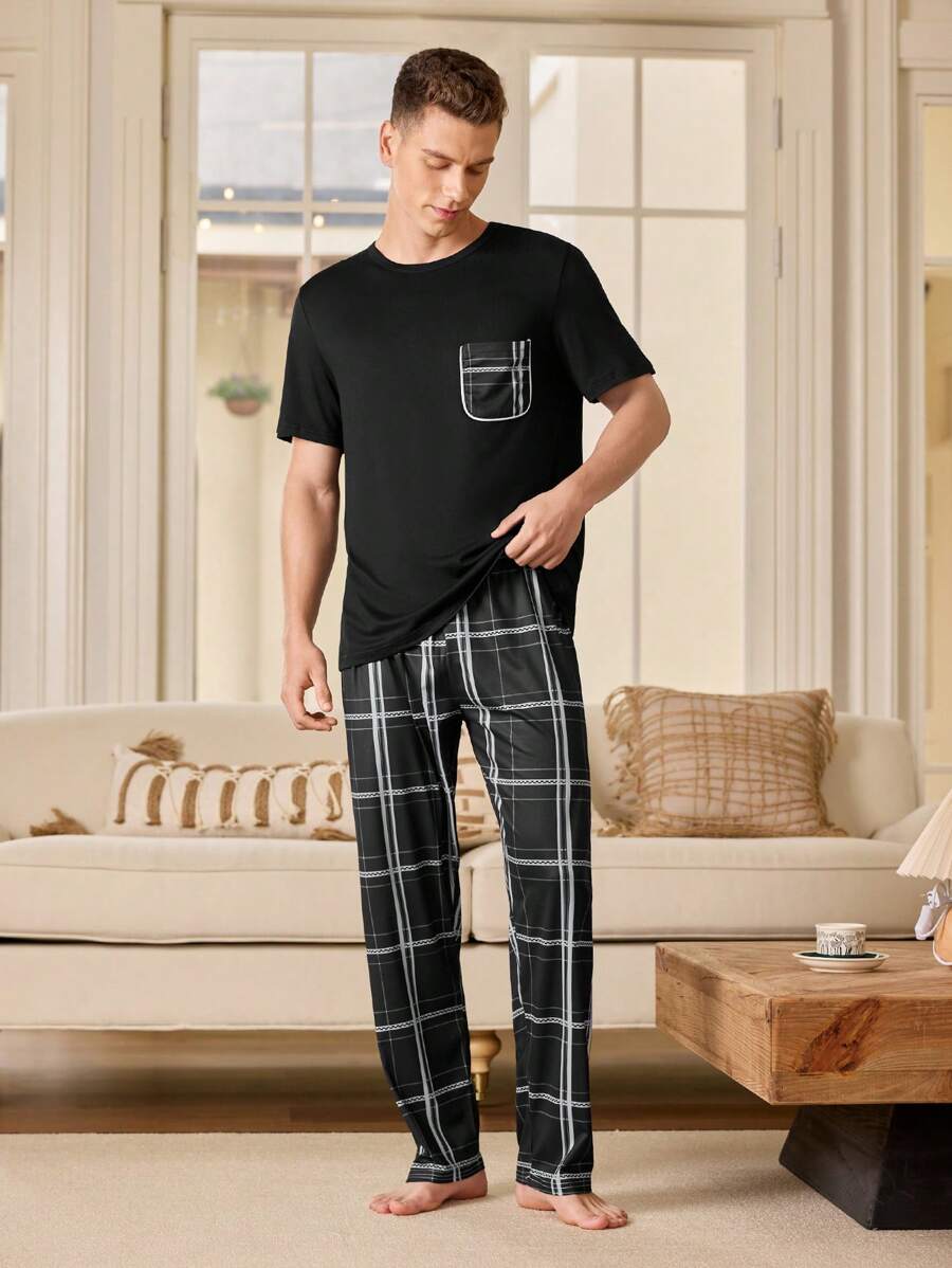 Shein Underwear&Sleepwear Basics Conjunto de camiseta de cuello redondo de manga corta y pantalón corto casual para hombres, minimalista y de moda, adecuado para el verano