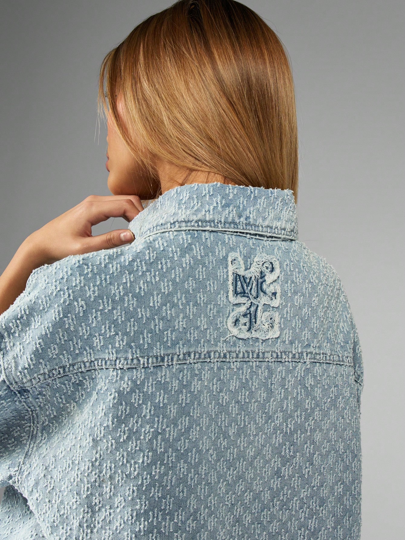 MISSGUIDED オーバーサイズ ライトウォッシュ ダメージ加工