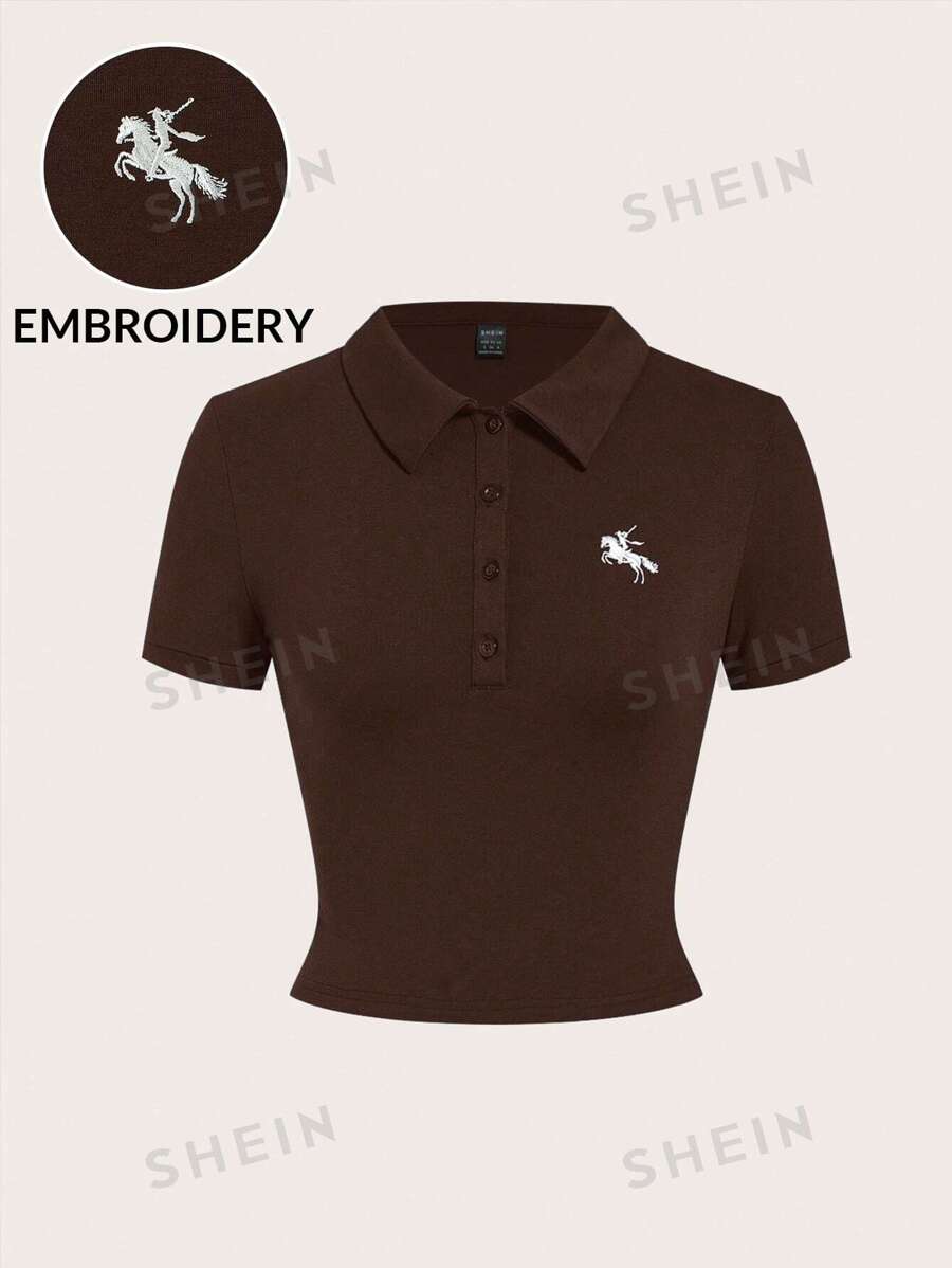 SHEIN EZwear Camiseta de manga corta con cuello polo marrón y bordado