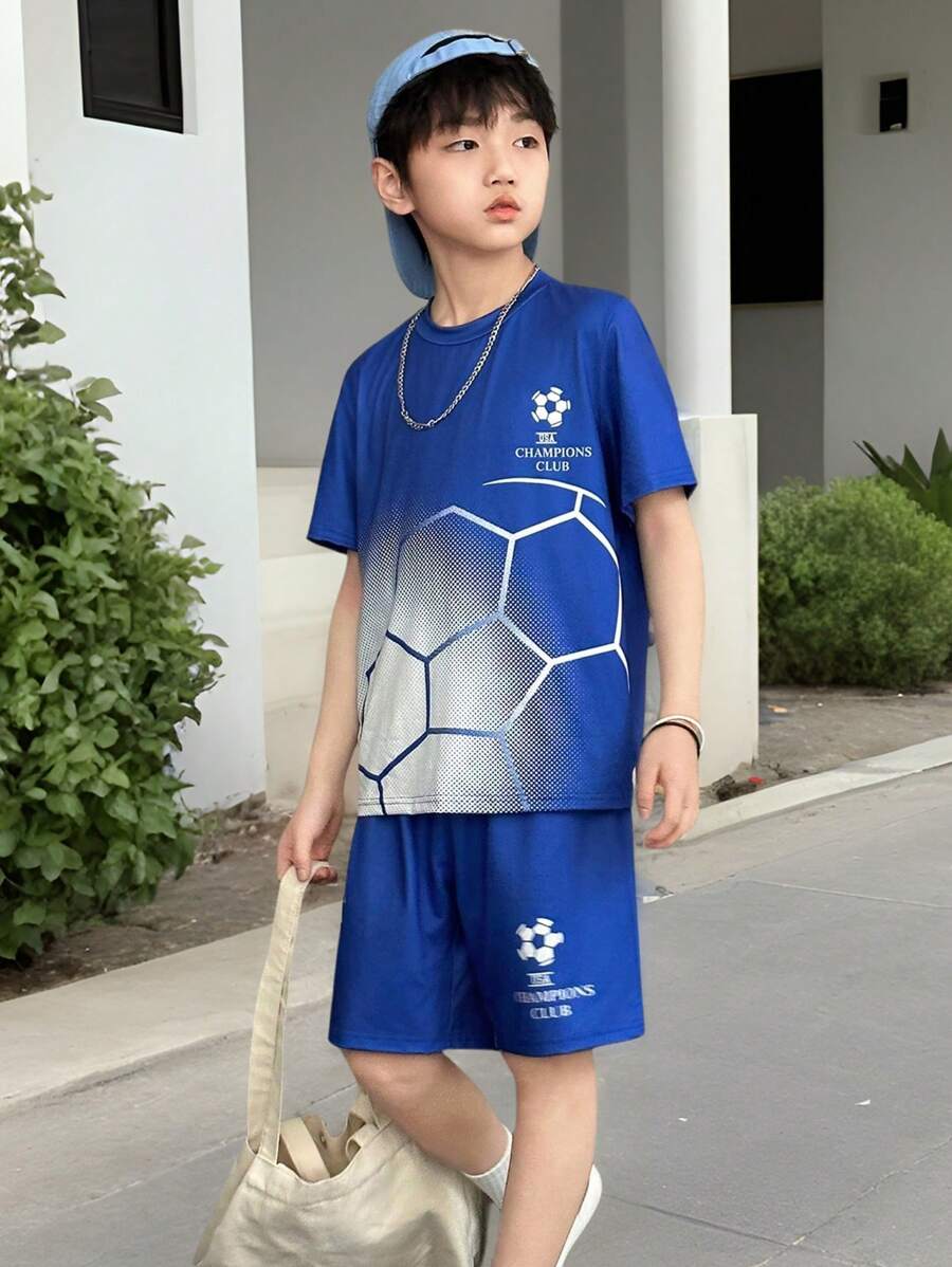 Set de 2 piezas con camiseta de manga corta y pantalones cortos con estampado de fútbol para niños preadolescentes
