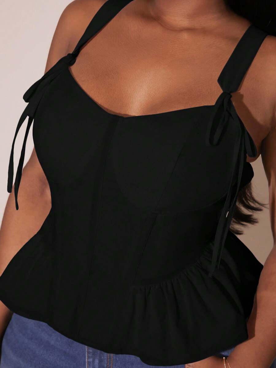 SHEIN SXY Plus Size Women Solid Color Valentines Day Bow Strap Deconstructed Split Visual Slim Waist Ruffle Hem Camisole Top, Suitable For Date Night, Birthday, Bachelorette Party, Cute, Casual, Shopping, Streetwear, Going Out, Easy To Match & Looks Slim, Accents Your Body, Flatters The Figure