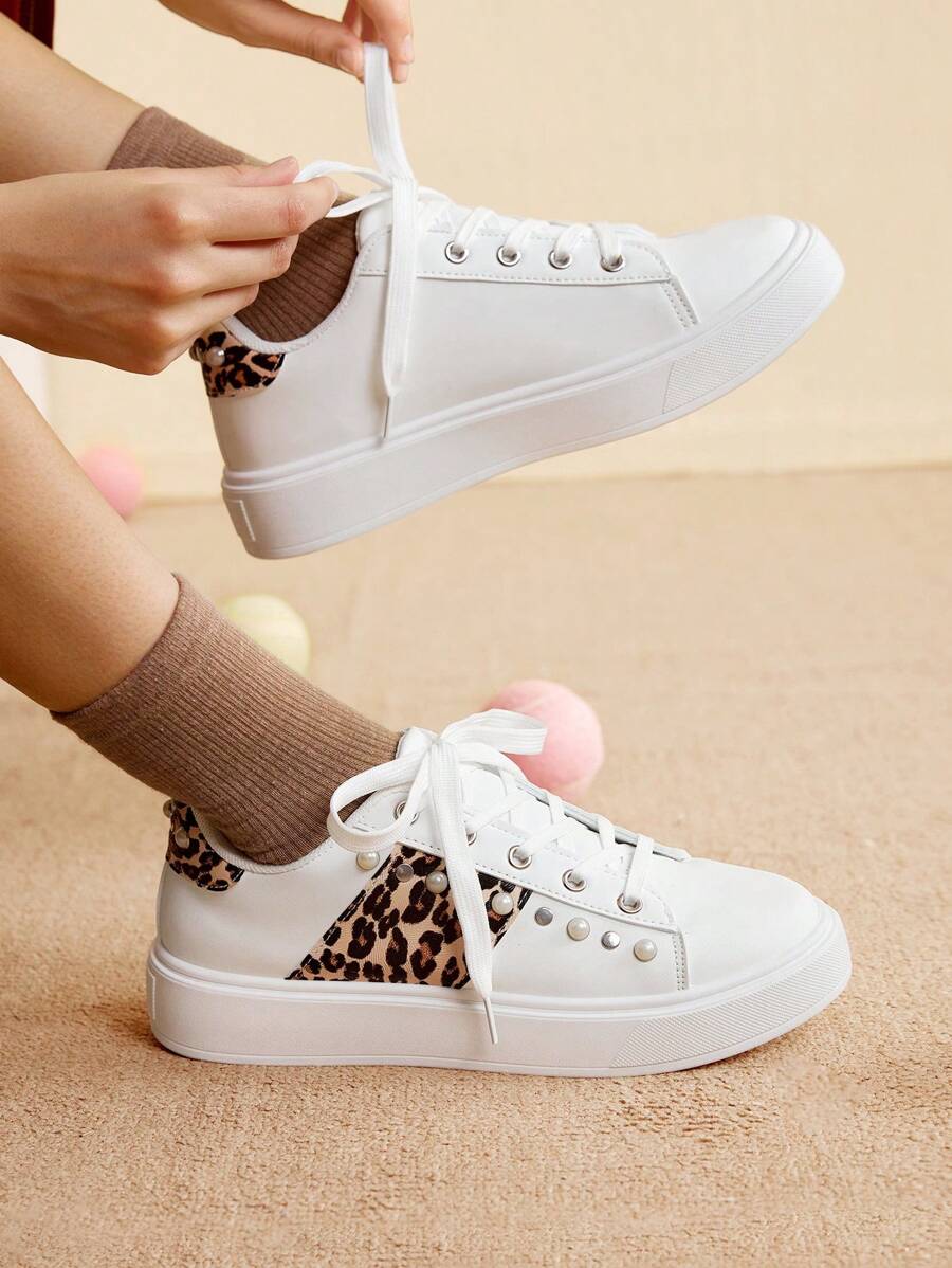 CUCCOO EASI Comfortable Casual Fashionable Versatile Non-Slip Abrasion Resistant Flat Sport Shoes, Suitable For All Seasons