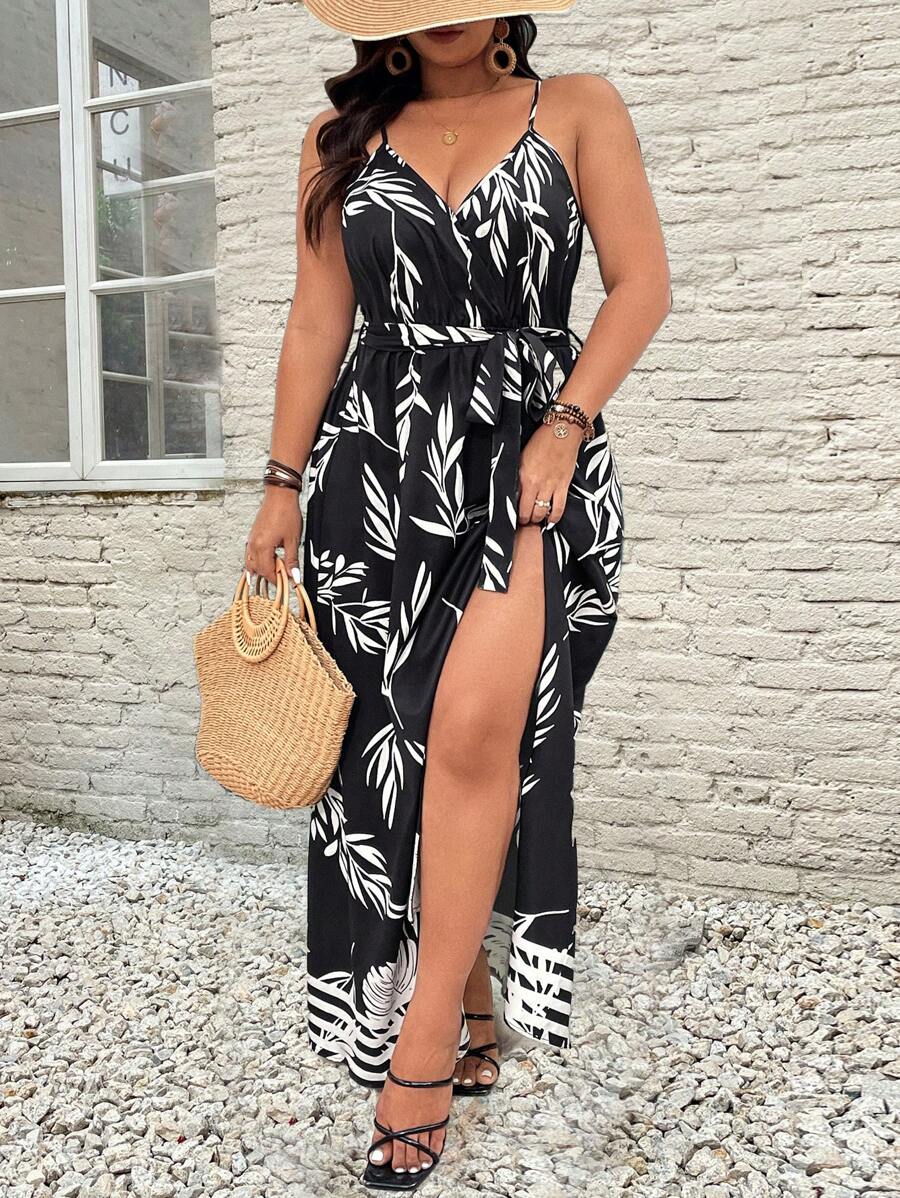 SHEIN Frenchy Abito estivo casual con spacco e cinturini, adatto per le vacanze al mare, disponibile in taglie comode