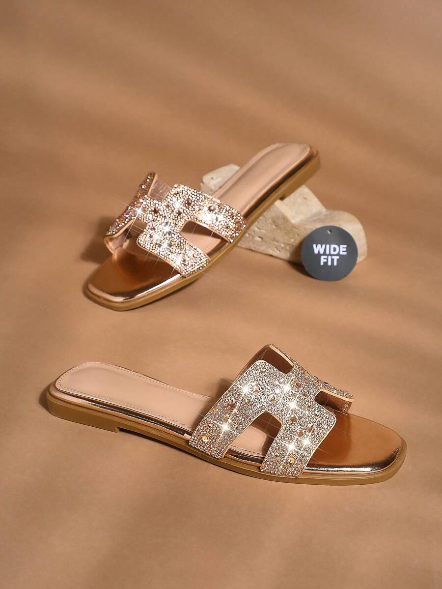 SHUZIA Sandalias anchas para mujer con aplicaciones de cristal en color oro rosa - Cristales multi-faceta y diseño calado de inspiración francesa, ideales para uso en resorts y paseos por la ciudad