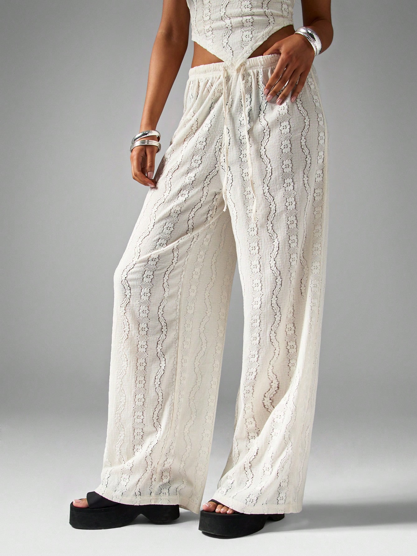 Crochet Lace Wide Leg Lounge Elastic Waist Pants｜MISSGUIDED