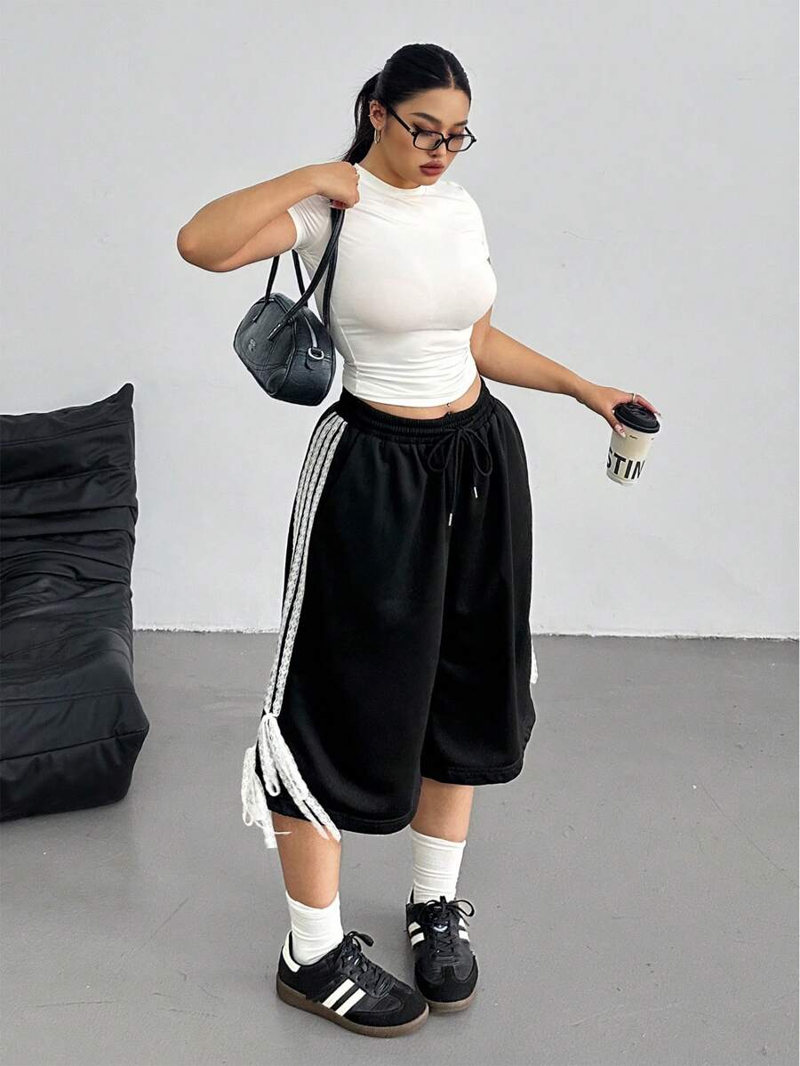 POPSWAY Plus Size Women's Spring/Summer Black Casual Sports Street Style Knit White Lace-Up Bermuda Shorts