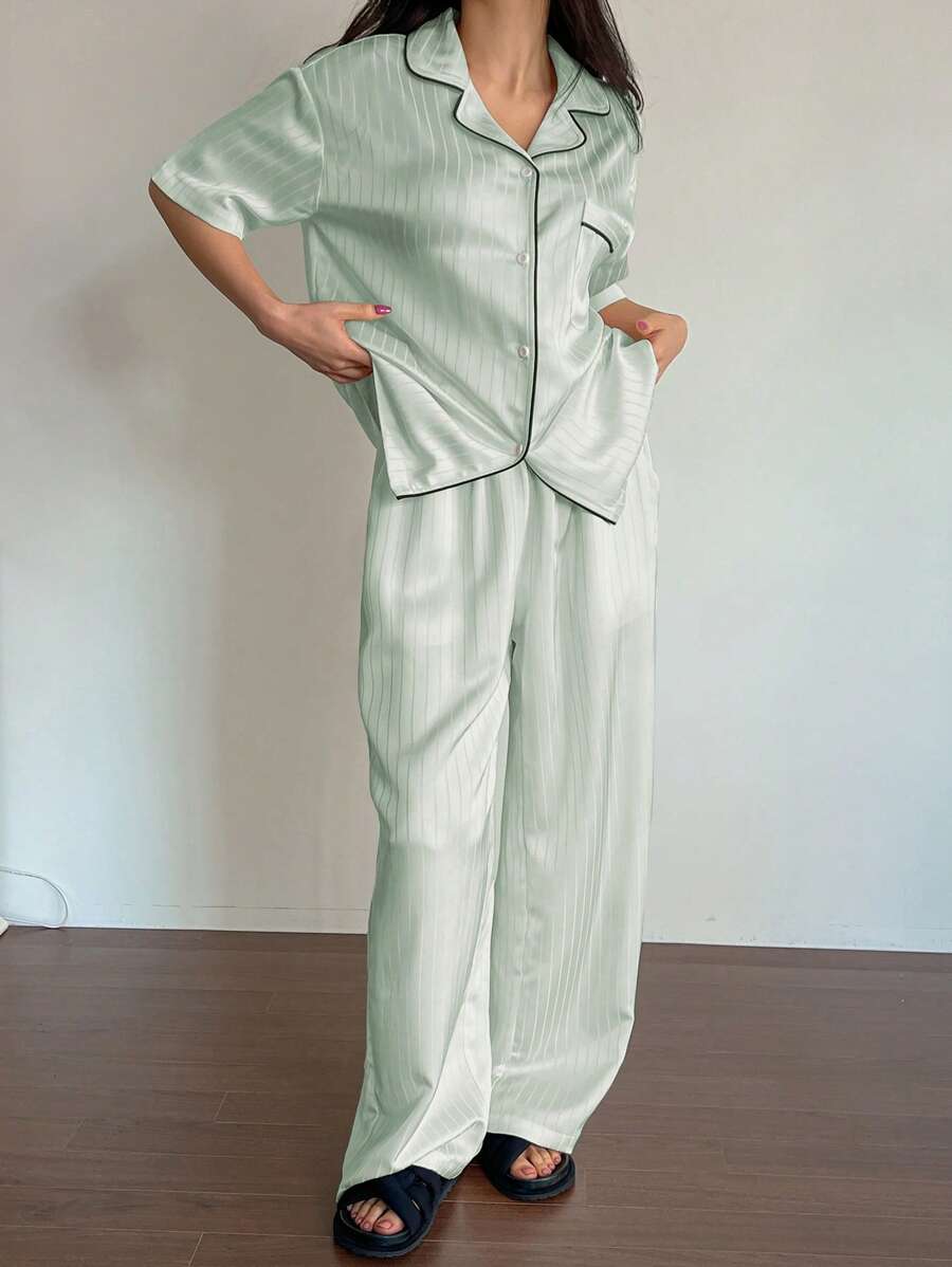 DAZY Minimalist Striped Jacquard Satin Contrast Color Decor Short Sleeve Women Sleepwear Set
