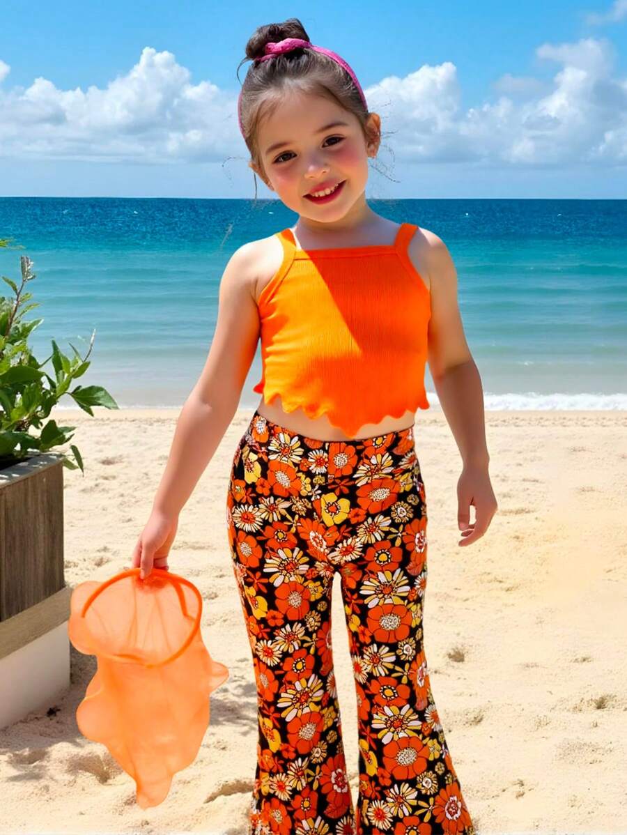 Set de 2 piezas con pantalones acampanados ajustados con estampado floral campestre y camiseta de halter sólida para niñas jóvenes