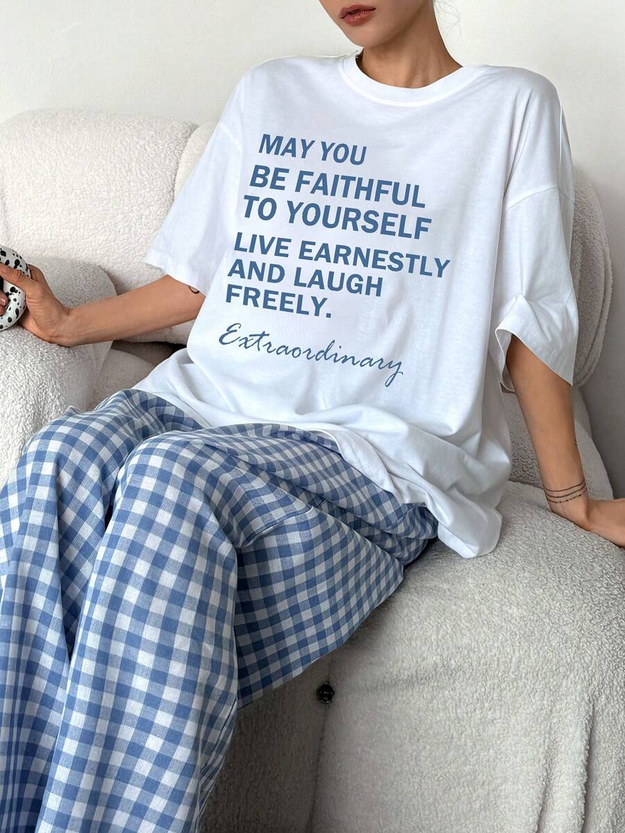 DAZY Conjunto de ropa de estar en casa con top tipo camiseta oversize con estampado de letras y pantalones rectos a cuadros