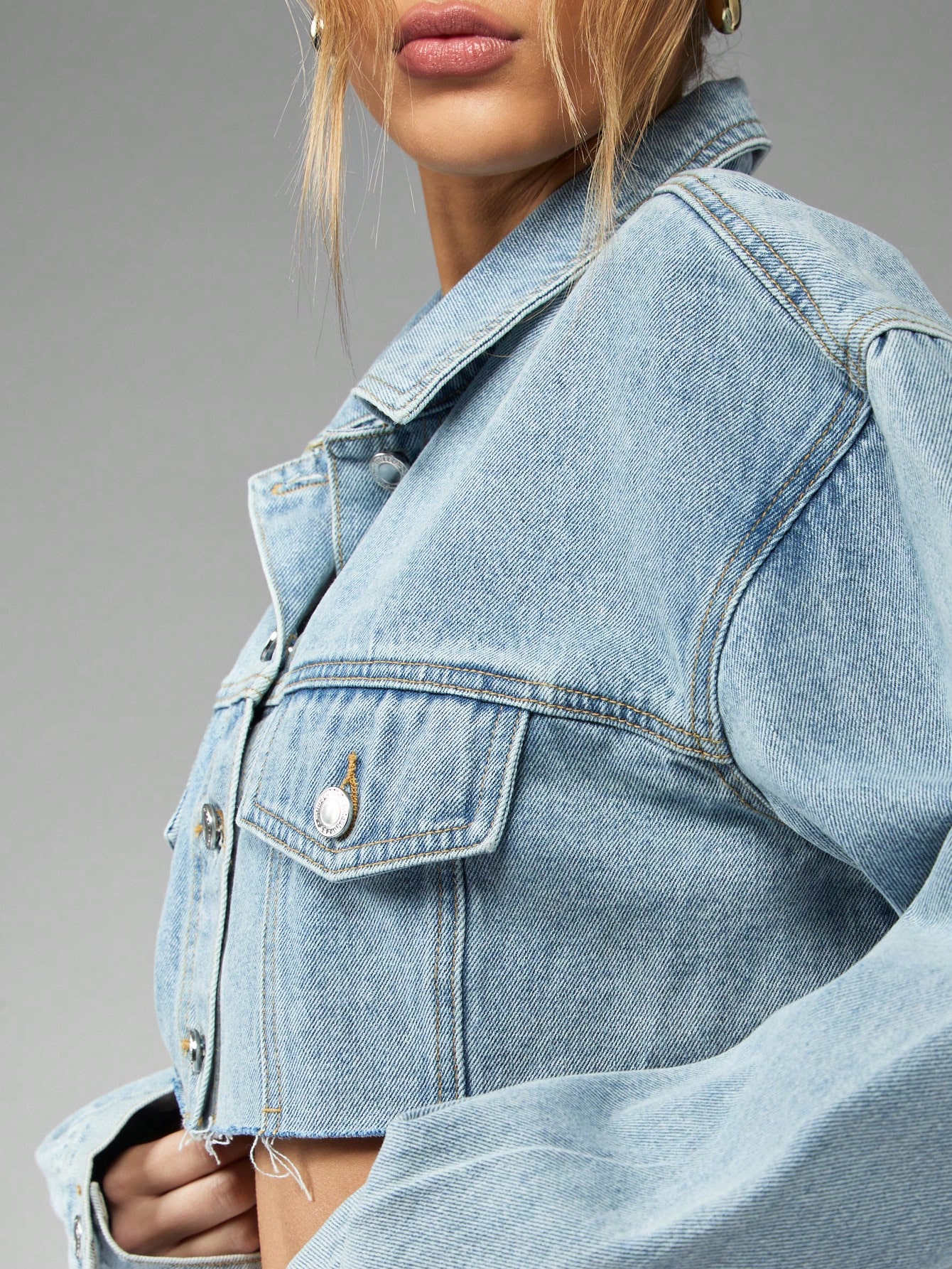 ★2025SS新作★REMAGIE★Destroyed raw edge crop jacket MISSGUIDED Extreme Cropped Distressed Trucker Denim Jacket