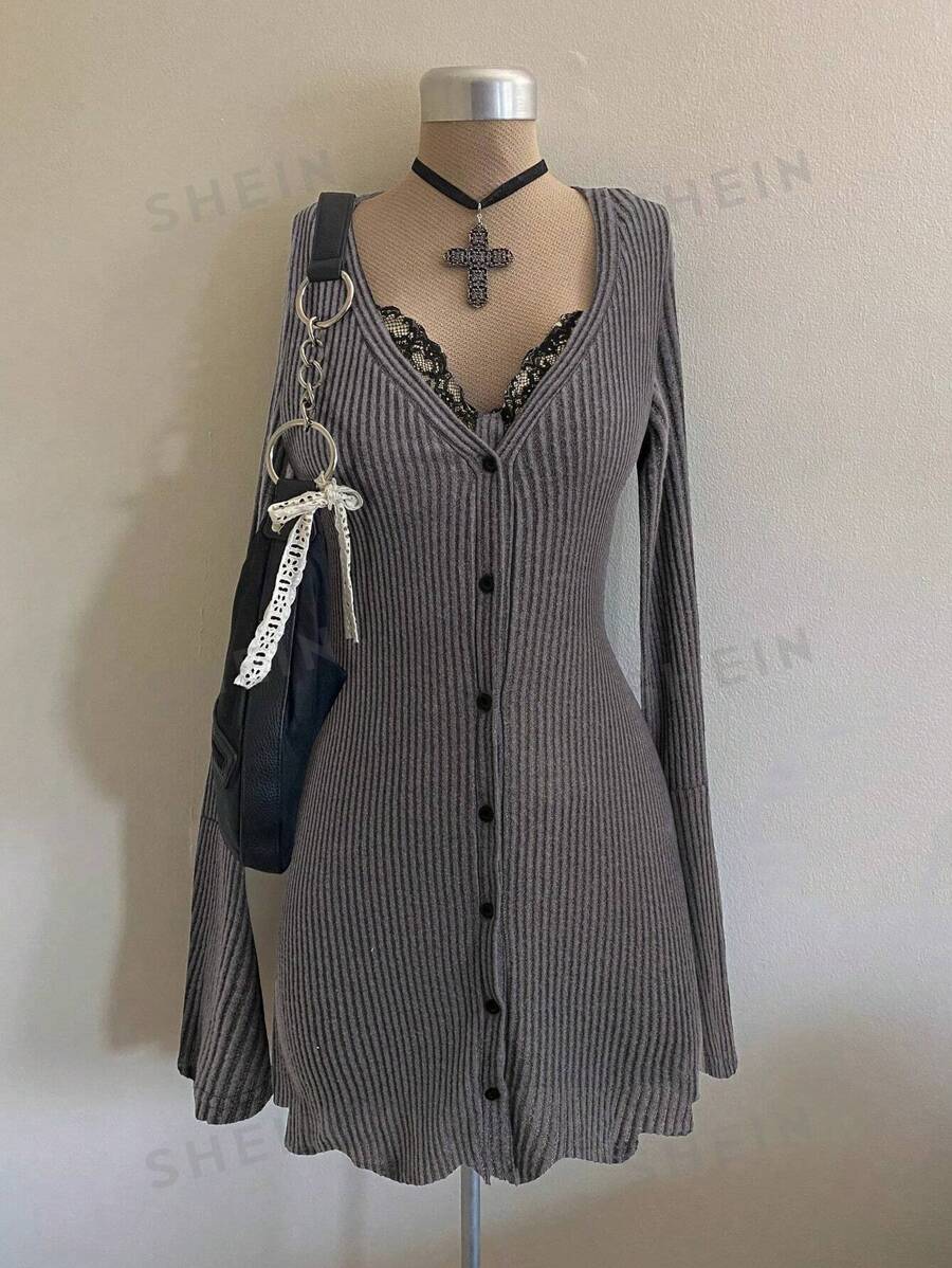 Sunspun Vestido negro pequeño con cuello en V, manga larga, cintura ajustada y encaje