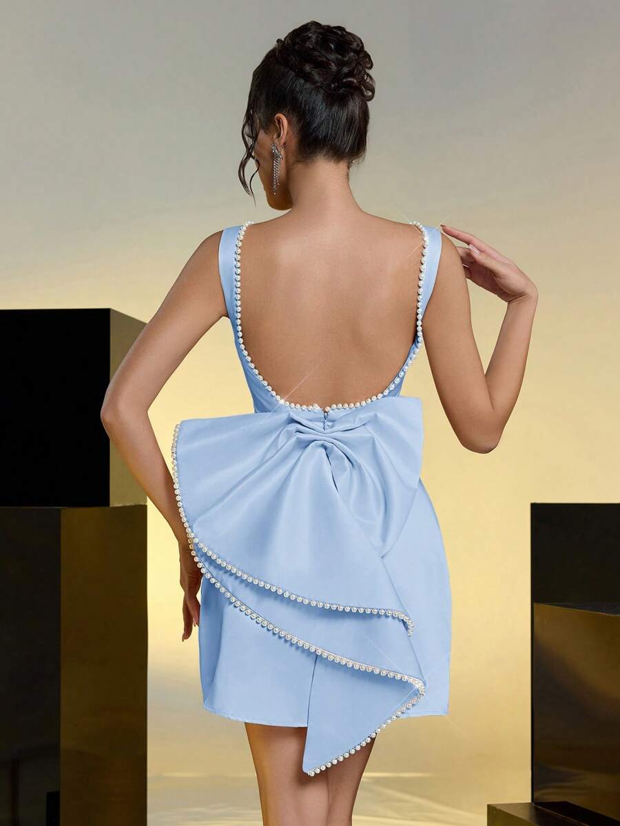 Lovelzi Abito da sera elegante e romantico in raso di lusso, con decorazione di catena di perle sintetiche e fiocco, schiena scoperta, aderente sulla parte superiore e ampio sulla parte inferiore, adatto per feste, balli, appuntamenti, matrimoni, come abito da cocktail o per ospiti di matrimoni