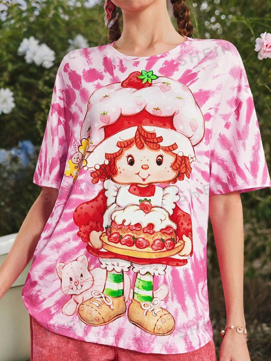 Strawberry Shortcake X SHEIN Camiseta de manga corta con cuello redondo con estampado de efecto tie-dye y estampado de dibujos animados para mujer, verano