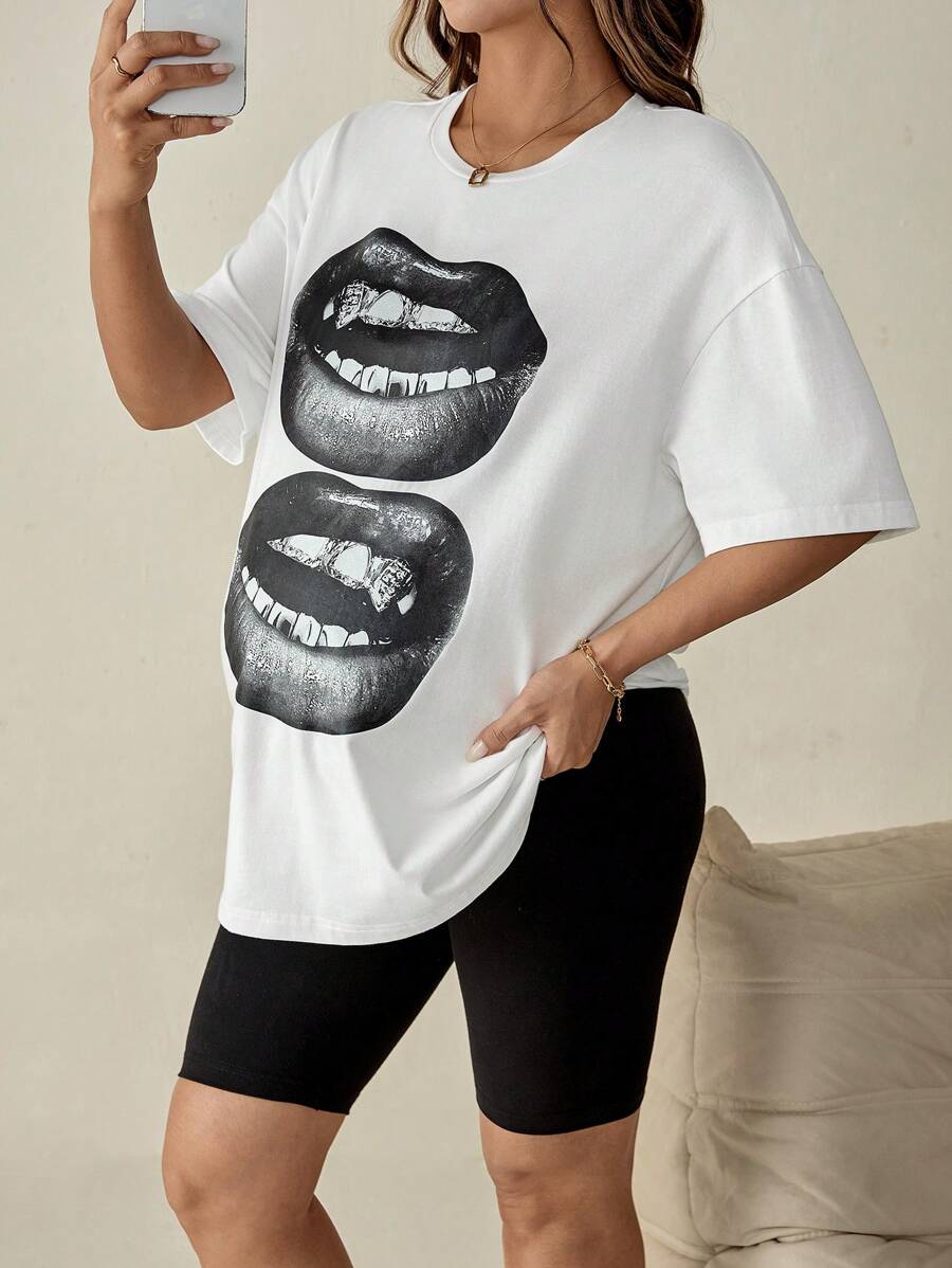 SHEIN Maternity Lip Print Loose Fit Round Neck Drop Shoulder Short Sleeve Casual T-Shirt