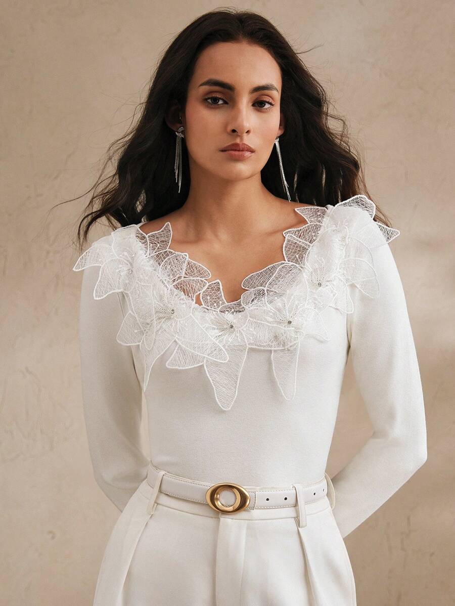 Anewsta Elegante maglietta romantica decorata con perle, pizzo e fiori 3D, adatta per grafiche autunnali/invernali, per donna