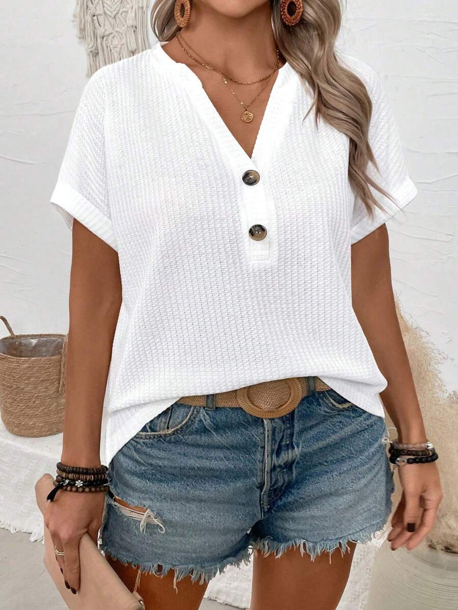 SHEIN Nowość Plus Size Damska luźna, swobodna koszulka z krótkim rękawem i dekoltem w serek, na lato