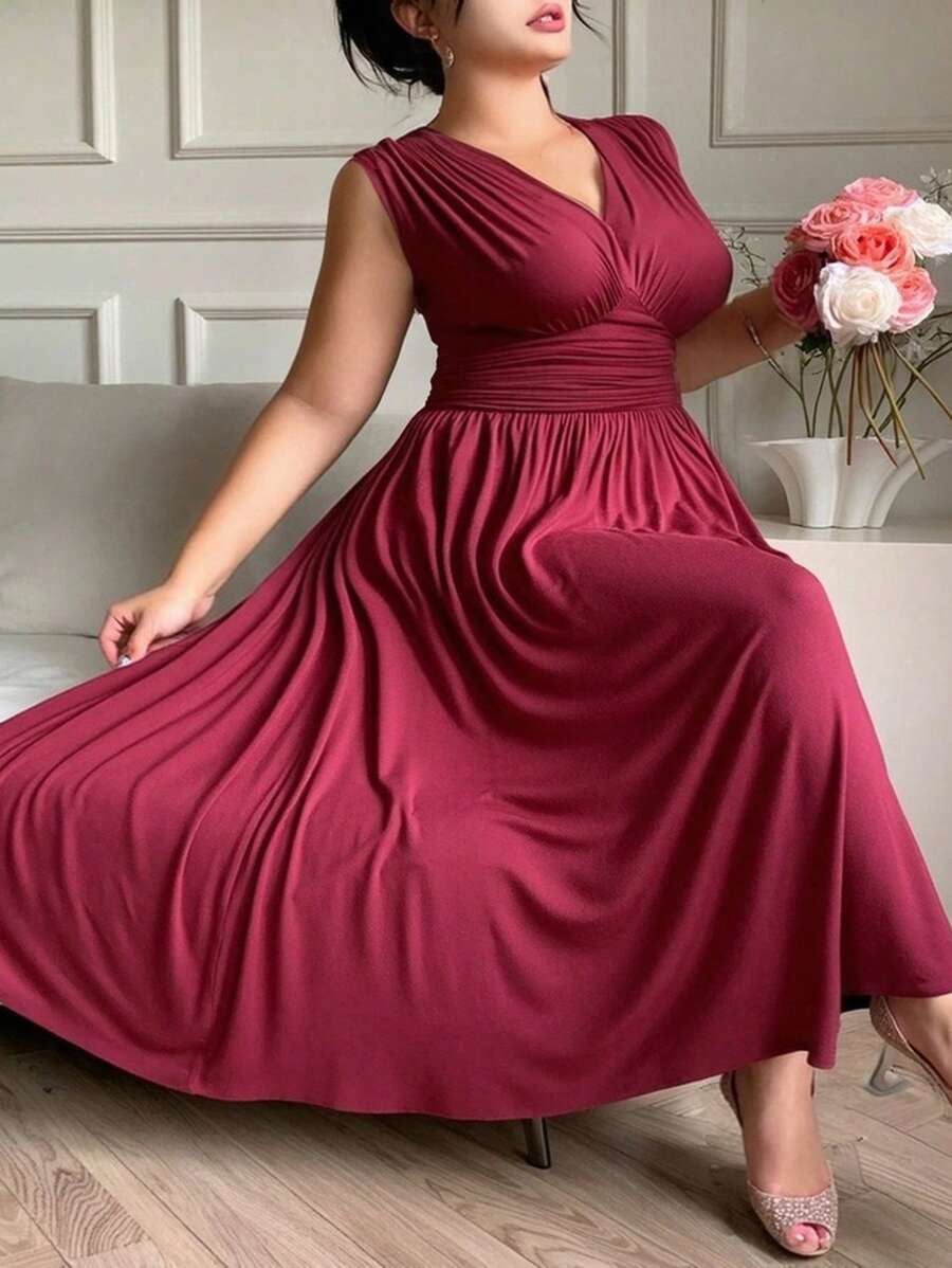 Dazy Plus 1pc Plus Size Solid Color V-Neck Pleated Sleeveless Midi Dress For Women Milkmaid Dress,Formal Women Dresses