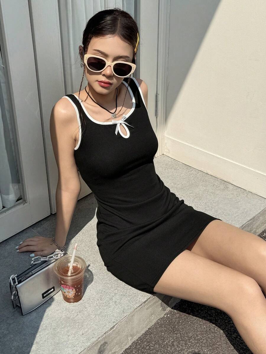 Teen Girl Casual Comfort Contrast Trim Hollow Butterfly Decor Dress