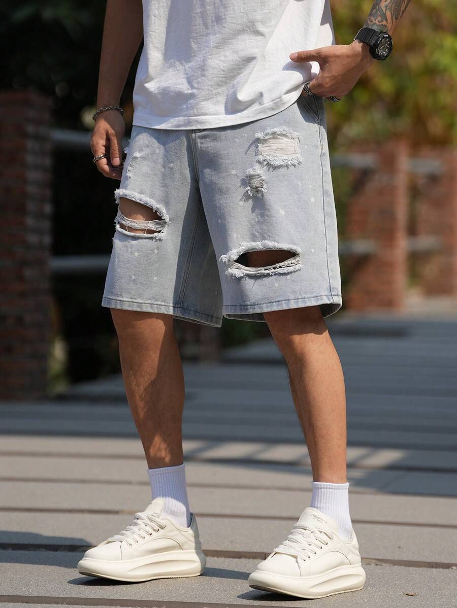 Manfinity LEGND Men's Light Wash Denim Bermuda Shorts: Avant-Garde Street Casual Style With Distressed Detailing And Zipper Fly