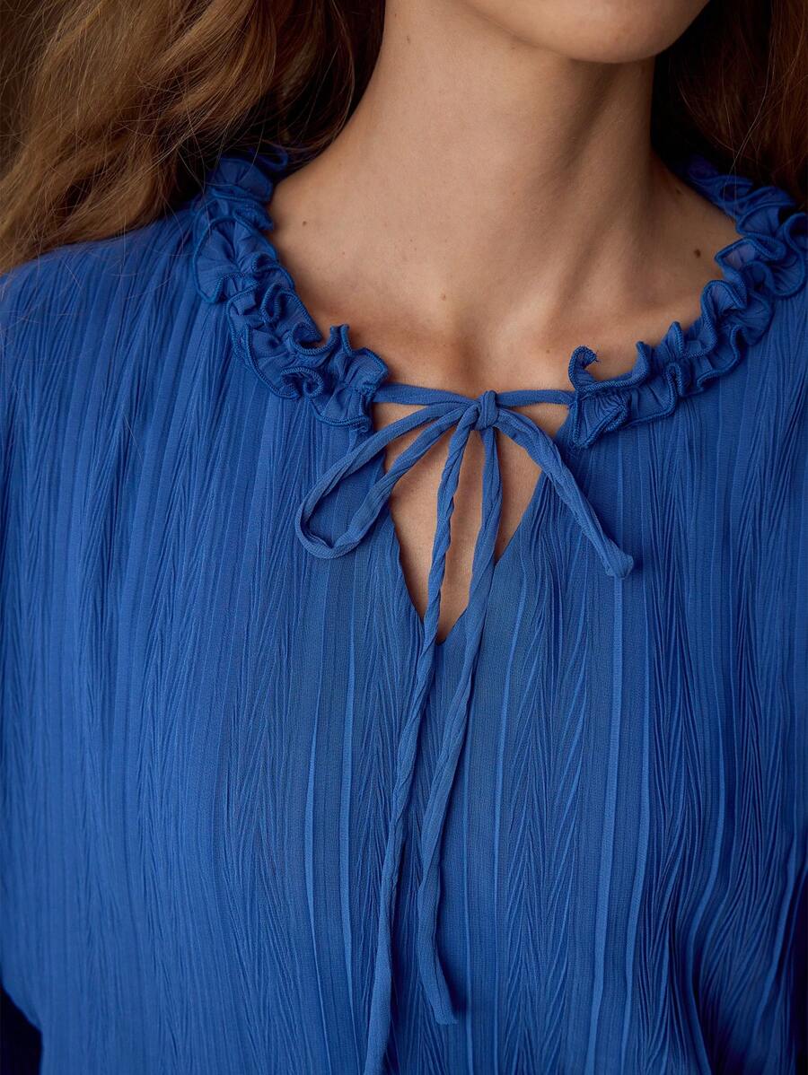 MOTF PREMIUM TEXTURED TIE NECK BLOUSE