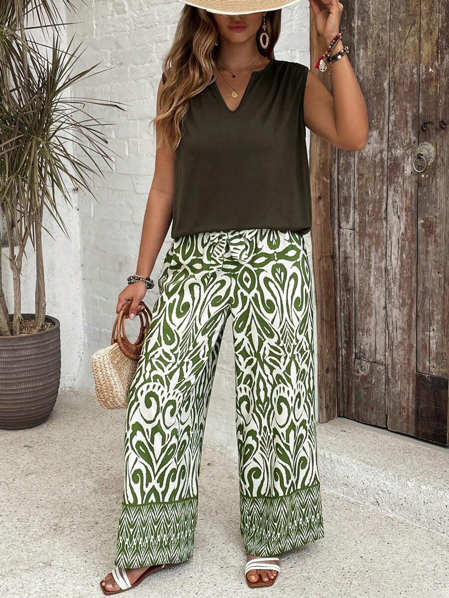 SHEIN VCAY Set da due pezzi composto da canotta monocolore con scollo a V e pantaloni casual con stampa geometrica, adatto a taglie forti, ideale come regalo per la Festa della Mamma, abbigliamento per Pasqua, outfit da vacanza o da concerto per donne